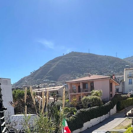 Casa Scirocco Lägenhet Cefalù Exteriör bild