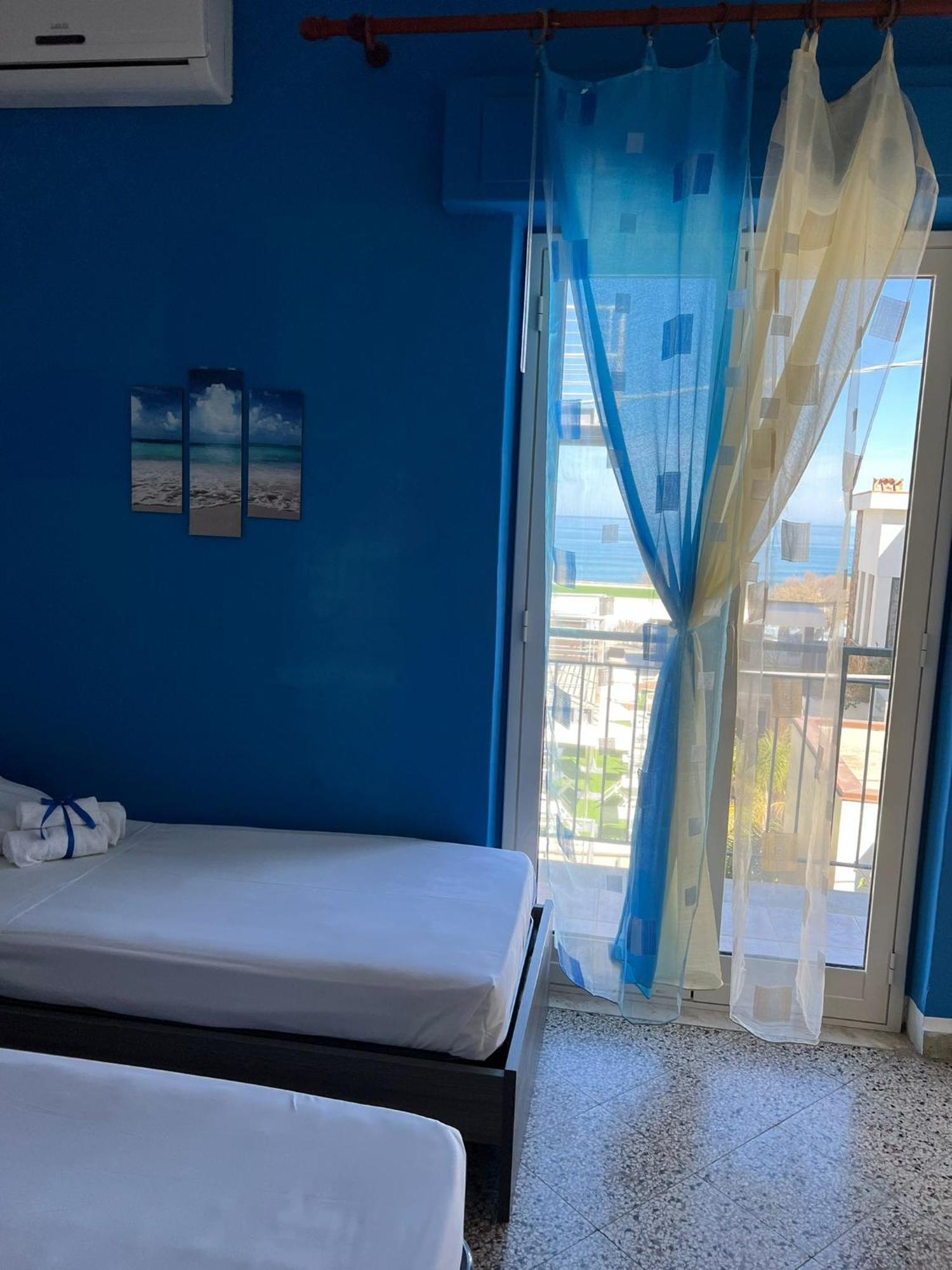 Casa Scirocco Lägenhet Cefalù Exteriör bild
