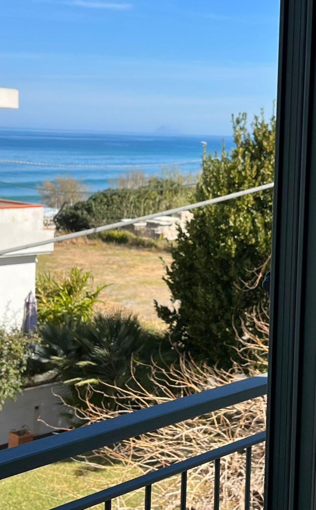 Casa Scirocco Lägenhet Cefalù Exteriör bild